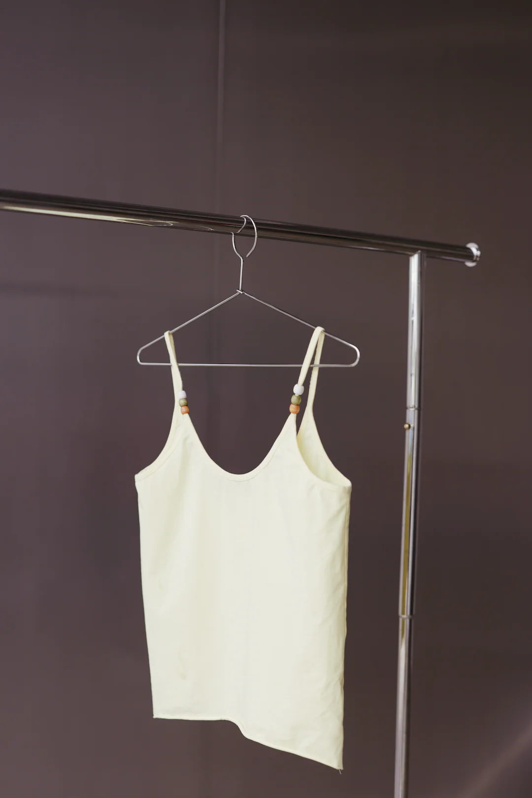 Bead tank - pale yellow - Image 4